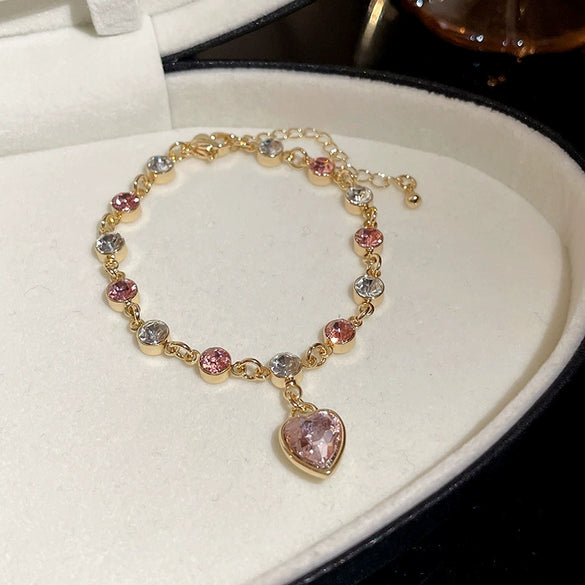 Vintage Diamondstudded Flower Copper Plastic Women's Bracelet