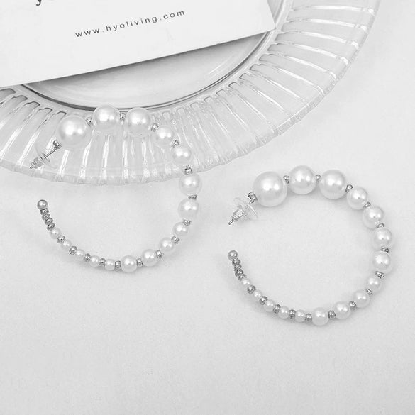 Vintage Elegant Geometric Pearl Wrapped Metal Earrings With Electroplated Finish Trendy Fashion Jewelry