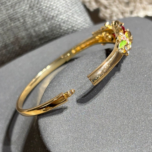 Vintage Enamel Flower Bracelet For Women Delicate Floral Jewelry With Sparkling Diamond Accents And Plated Finish