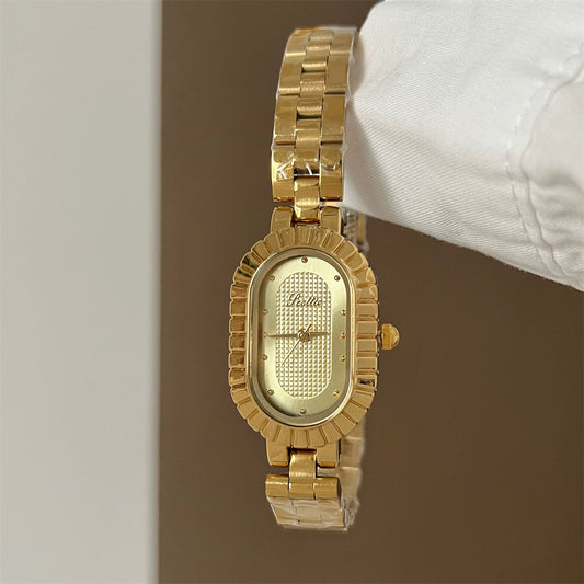 Vintage Fashion Women's Watch With Oval Dial Stainless Steel Band And Toothed Edge Design