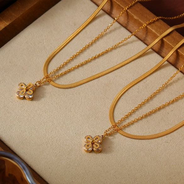 Vintage Flower Pendant Titanium Steel Gold Plated Necklace With Geometric Design For Women