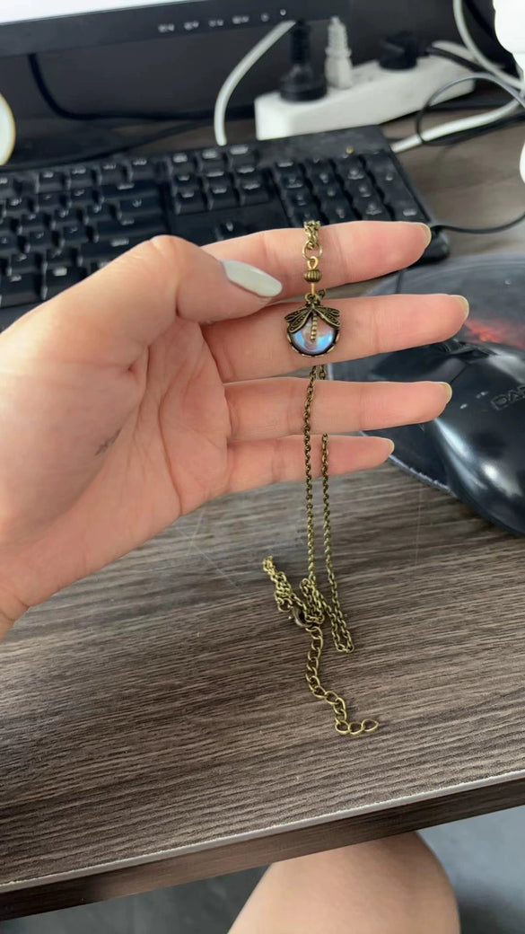 Vintage Geometric Alloy Dragonfly Green Crystal Women Pendant Necklace With Snake Bone Chain And Electroplating