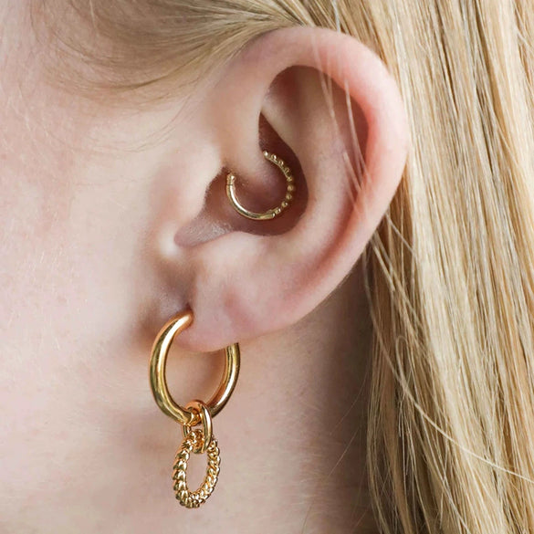 Vintage Geometric Interlocking Round Hoop Earrings For Women With Silver Needle And Electroplated Copper Twisted Retro Statement Design