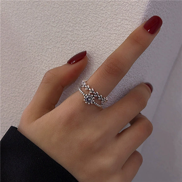 Vintage Geometric Open Ring For Women And Unisex Silver Plated Or Gold Plated Diamond Encrusted Retro Crafted Adjustable Finger Ring