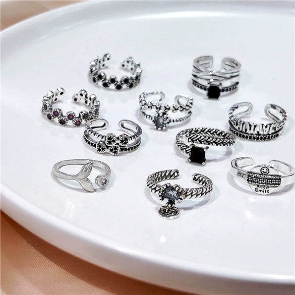 Vintage Geometric Open Ring For Women And Unisex Silver Plated Or Gold Plated Diamond Encrusted Retro Crafted Adjustable Finger Ring