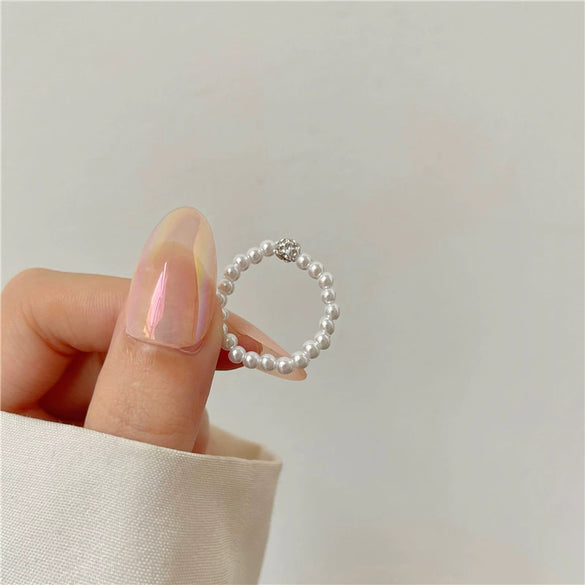 Vintage Light Luxury Niche Pearl Acrylic Ring Women's Cold Style Geometric Finger Ring