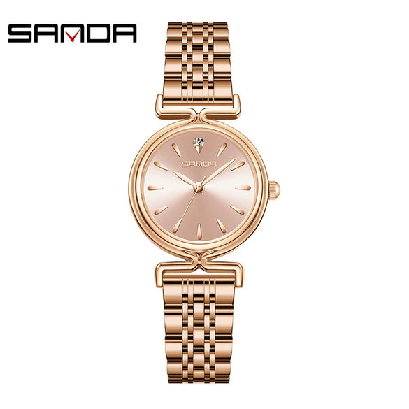 Vintage Quartz Women's Watch With Mesh Band And Alloy Case Round Dial Printed Logo