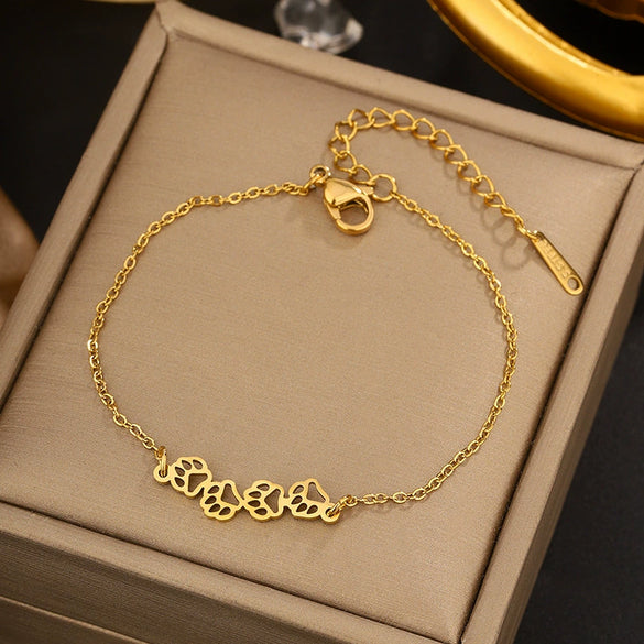 Vintage Small Fresh Style Stainless Steel Bracelet With Love Butterfly And Geometric Heart Shapes Electroplated