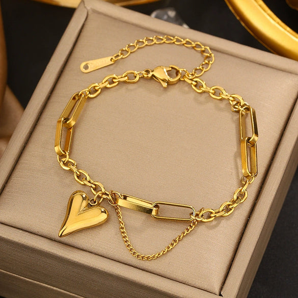 Vintage Small Fresh Style Stainless Steel Bracelet With Love Butterfly And Geometric Heart Shapes Electroplated