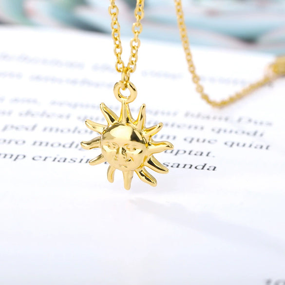 Vintage Smiley Sun Flower Pendant Necklace With Stainless Steel Chain And Copper Pendant Electroplated For Women