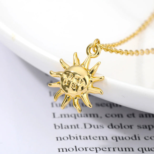 Vintage Smiley Sun Flower Pendant Necklace With Stainless Steel Chain And Copper Pendant Electroplated For Women