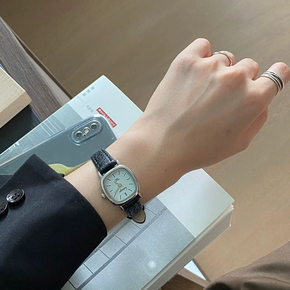 Vintage Square Alloy Women's Leisure Watch