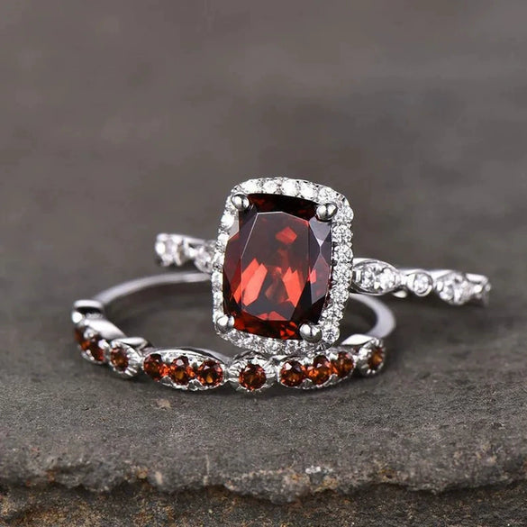 Vintage Women's Copper Twopiece Ring Set With Geometric Design And Zirconia Setting