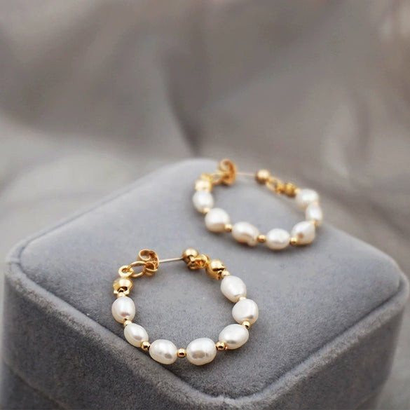 Vintage Women's Freshwater Pearl S925 Silver Needle Earrings With Geometric Design