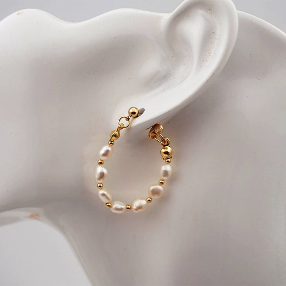 Vintage Women's Freshwater Pearl S925 Silver Needle Earrings With Geometric Design