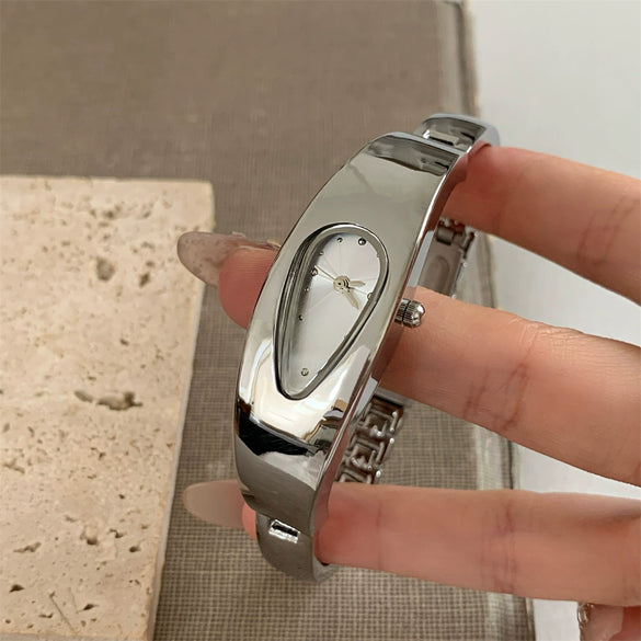 Vintage Y2k Alien Dial Shape Alloy Wristwatch For Men And Women