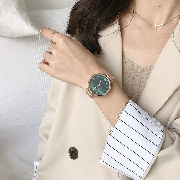 Watch Alloy Band Round Dial Female Student Simple Retro Artistic Leisure Style