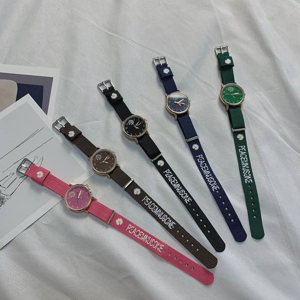 Watch Canvas Alloy Green Daisy Pattern Leisure Style