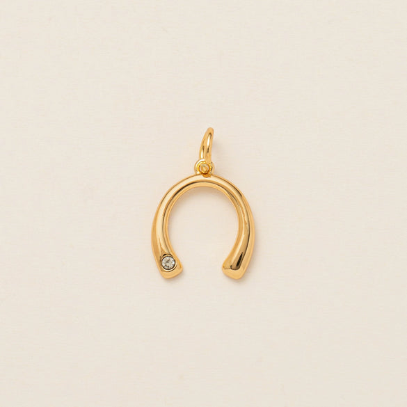 Wholesale Accessories Copper Pendant With Smiley Boots Love Shape Electroplated Real Gold Fashion Trend