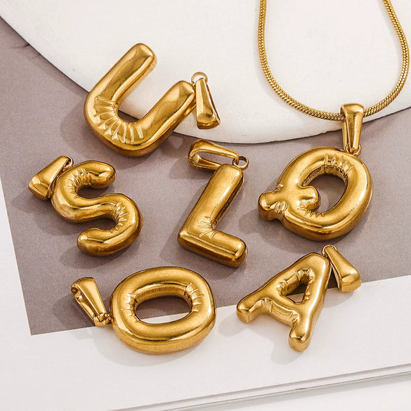 Wholesale Accessories Stainless Steel 18K Gold Plated Mini Bubble Letter Pendant With Butterfly Pattern