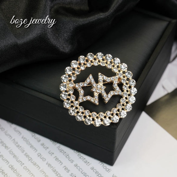 Wholesale Accessories Women's Style Light Luxury Diamondencrusted Star Shape Zinc Alloy Brooch With Electroplating