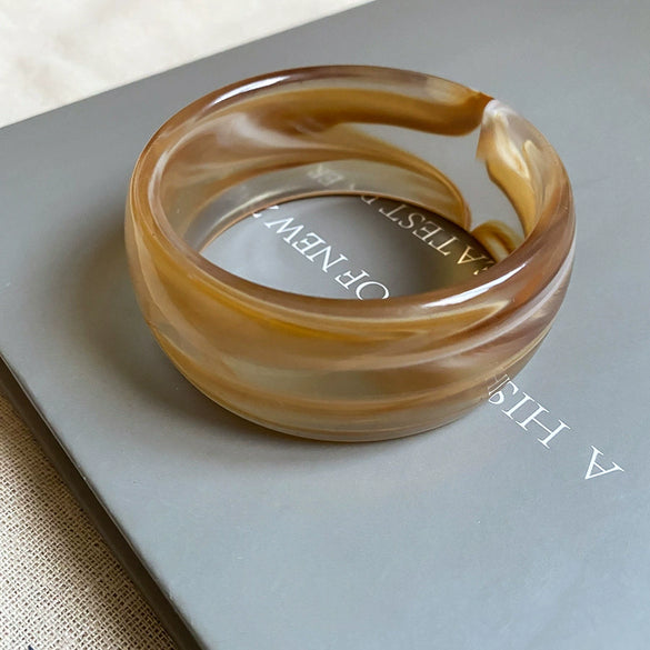 Wholesale Acrylic Halo Stripe Smooth Handmade Retro Fashion High End Jewelry Bracelet