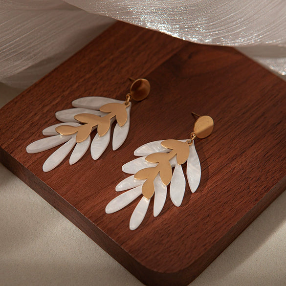 Wholesale Acrylic Stainless Steel Leaf Tassel Earrings 18K Goldplated Antifading
