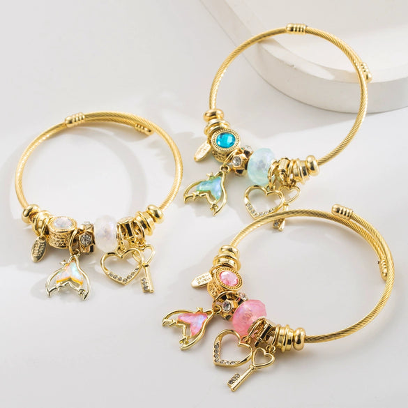 Wholesale Adjustable Couple Bracelet With Diamondencrusted Fishtail Love Key Pendant Fairy Style Fashion Ol Geometric Alloy And Titanium Steel