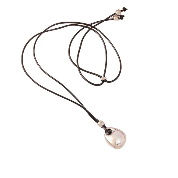 Wholesale Adjustable Sweater Chain Necklace With Geometric And Heart Shape Alloy Pendant And Black Braided Rope