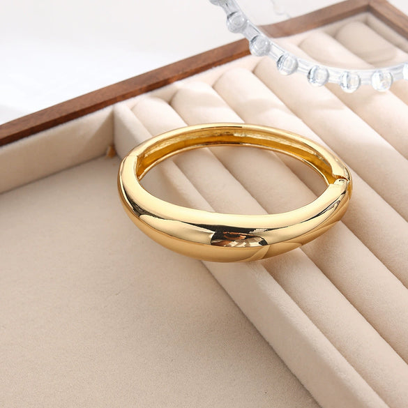 Wholesale Allmatch Open Alloy Bracelet Geometric Style Electroplated Unisex