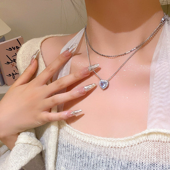 Wholesale Alloy And Copper Heart Shape Electroplated Love Necklace For Women