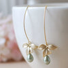 Wholesale Alloy And Pearl Drop Shape Bow Leaf Earrings With Electroplating Jewelry