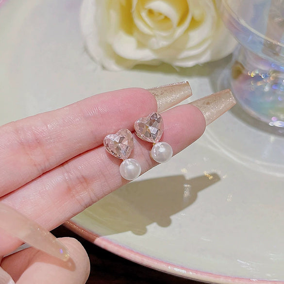 Wholesale Alloy And 925 Silver Women's Earrings Set With Pearls Sweet Style Heart Animals Zodiac Pattern
