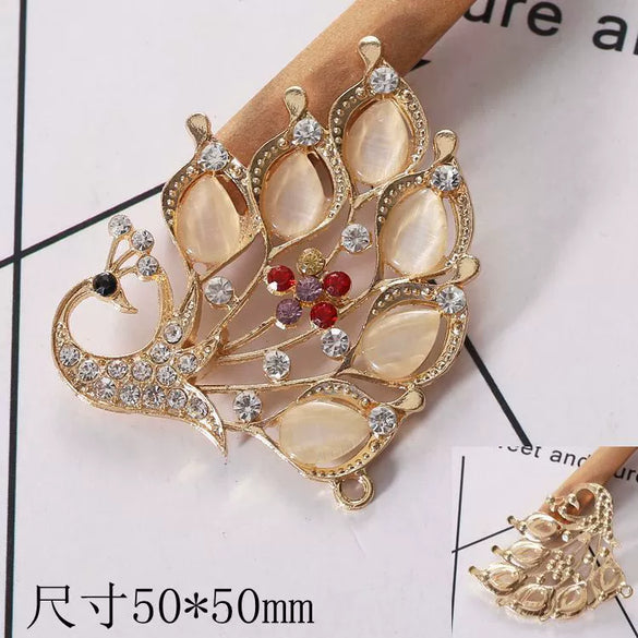 Wholesale Alloy Animal And Flower Mobile Phone Shell And Clothing Jewelry Accessories With Electroplating