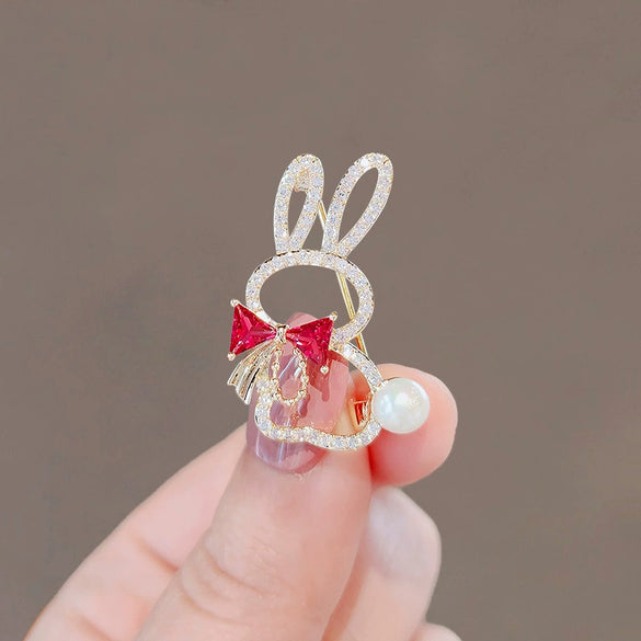 Wholesale Alloy Animal Antilight Electroplated Brooch For Women Fashion Jewelry