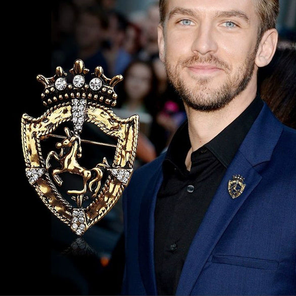 Wholesale Alloy Animal Lion Shield Horse Crown Electroplated Brooch For Men As Suit Accessories Jewelry