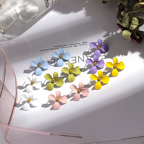 Wholesale Alloy Baking Paint Four Leaf Clover Flower Earrings For Women
