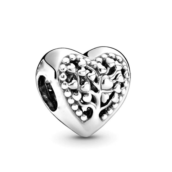 Wholesale Alloy Beaded Heart Shaped Hollow Necklace With Totem Pattern And Electroplating Treatment
