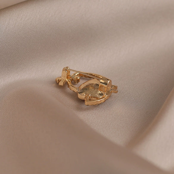 Wholesale Alloy Birdshaped Antirunning Brooch For Women With Electroplating Process Minimalist And Animal Style
