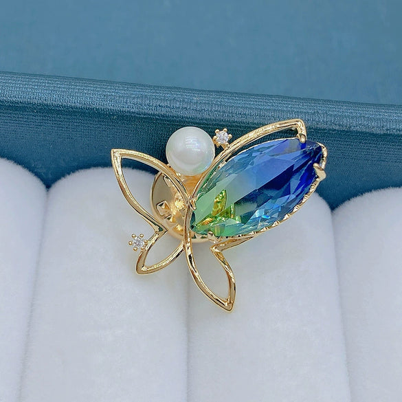 Wholesale Alloy Blue Pearl Butterfly Flower Styling Electroplating Women's Brooch