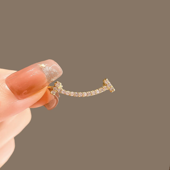 Wholesale Alloy Bow Electroplated Antirunning Light Brooch For Women