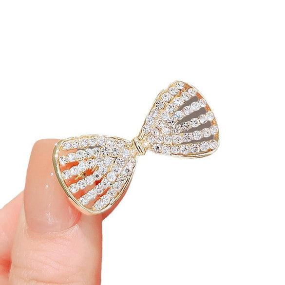 Wholesale Alloy Bow Electroplated Antirunning Light Brooch For Women