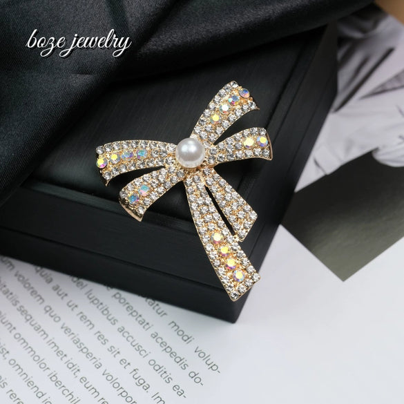 Wholesale Alloy Bow Geometric Rhinestone Pearl Women's Elegant Electroplated Brooch