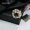 Wholesale Alloy Brooch With Flower And Bow Pattern Electroplated For Women