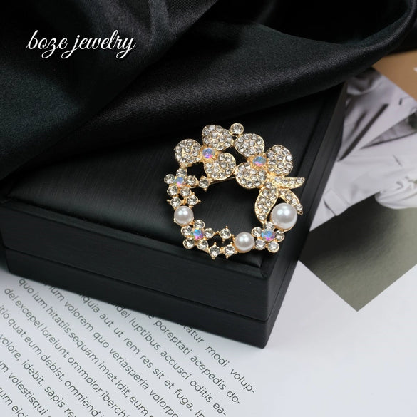 Wholesale Alloy Brooch With Flower And Bow Pattern Electroplated For Women