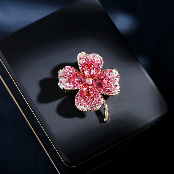 Wholesale Alloy Brooch With Flower Pattern Electroplated For Women Retro Antirunning Buckle Fixed Clothes Accessory