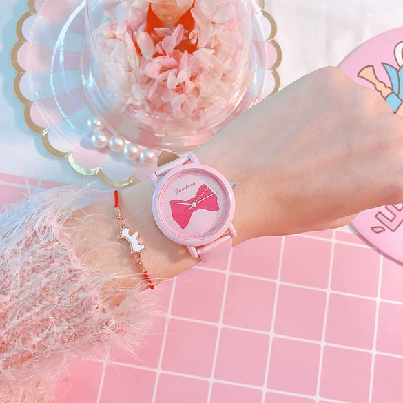 Wholesale Alloy Case Imitation Leather Strap Stainless Steel Buckle Round Dial Cartoon Style Heart Shaped Female Watch