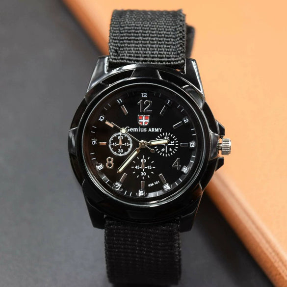 Wholesale Alloy Case Nylon Woven Strap Men's Quartz Watch Round Dial Luminous Pointer Casual Sports Style
