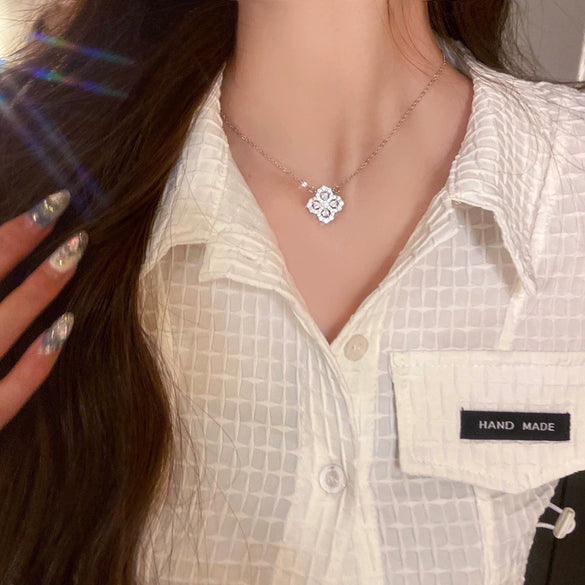 Wholesale Alloy Clavicle Chain Necklace With Fritillaria Flower Design And Electroplating Treatment Light Luxury Style For Women