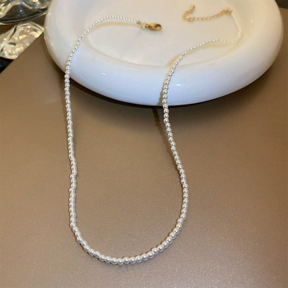 Wholesale Alloy Clavicle Chain Necklace With Fritillaria Flower Design And Electroplating Treatment Light Luxury Style For Women